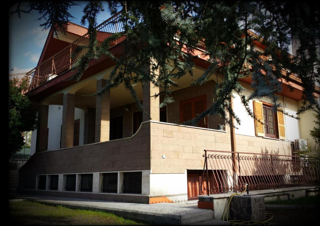 La Casa Degli Oleandri Hotel Rome Buitenkant foto